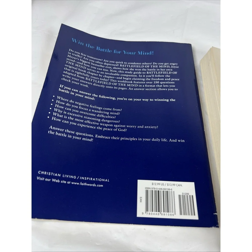 Battlefield of the Mind: Winning the Battle by Joyce Meyer Paperback & Study Gui